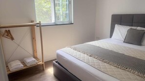 Ferienhaus, Gartenblick | Bügeleisen/Bügelbrett, kostenloses WLAN