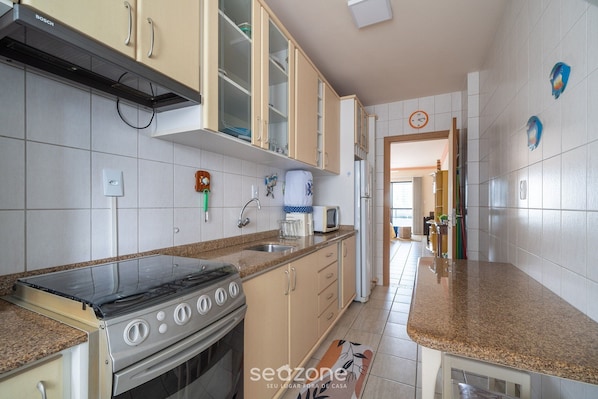 Departamento básico | Cocina privada