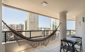 Departamento básico | Restaurante al aire libre