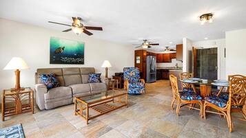 Condo, 1 King Bed (Keauhou Punahele#D-102) | Living area