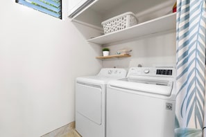 Condo, 1 cama King (Keauhou Punahele#D-102) | Parte interna