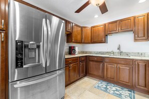 Appartement, 1 kingsize bed (Keauhou Punahele#D-102) | Privékeuken