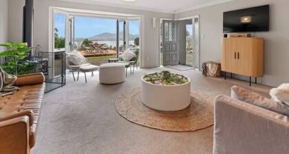 Acacia Horizons - Taupo Holiday Home