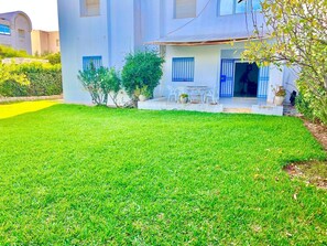 Property grounds - S+3 in Hammamet with Private Garden – For Rent by Night or Week (Hammamet)