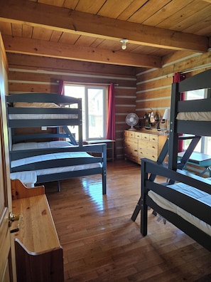 4 chambres, Wi-Fi, literie fournie