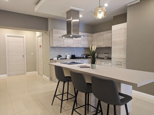 Mikrowelle, Ofen, Herdplatte