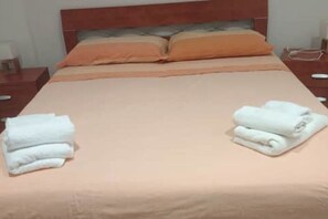 1 bedroom, iron/ironing board, WiFi
