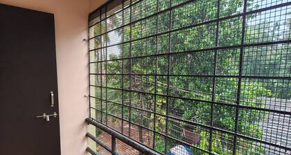 Prateek's apartment near to the Krishna mutt.