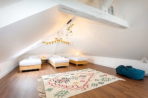 2 chambres, bureau, lit parapluie, Wi-Fi gratuit