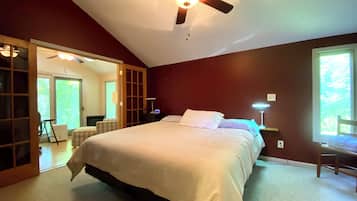 3 bedrooms, desk, free WiFi, bed sheets