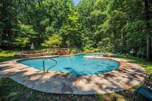 Pool - Bunkaroono- Family Friendly (Berkeley Springs)