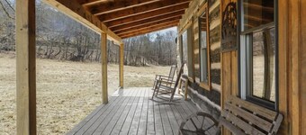 Cabin On The Little Cacapon River