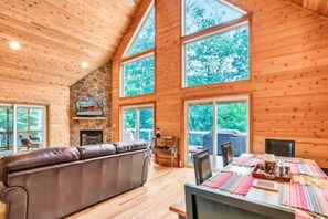 TV, fireplace, offices