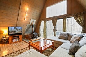 TV, fireplace, DVD player, offices