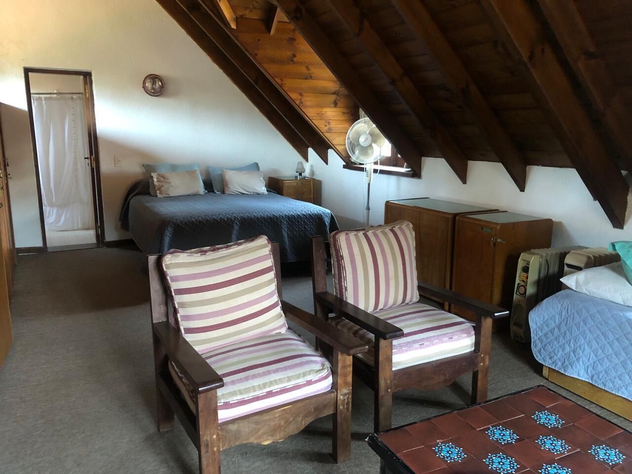 4 chambres, fer et planche à repasser, Wi-Fi