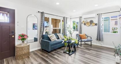 Prime Location: Remodeled 2-Bed/1-Bath with Private Entrance!19