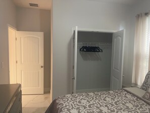 1 bedroom, iron/ironing board, free WiFi