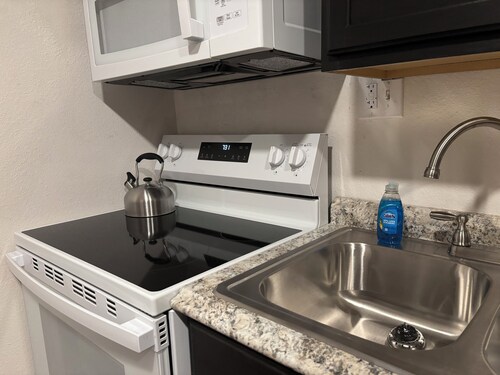 Terrific duplex house with AC in charming Texarkana