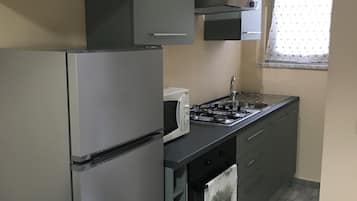 Microonde, forno, piano cottura