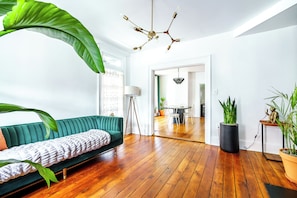 Exclusive House, Non Smoking, Pets allowed | Living area