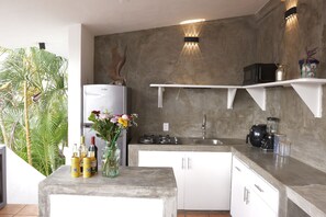 Microwave, oven, stovetop