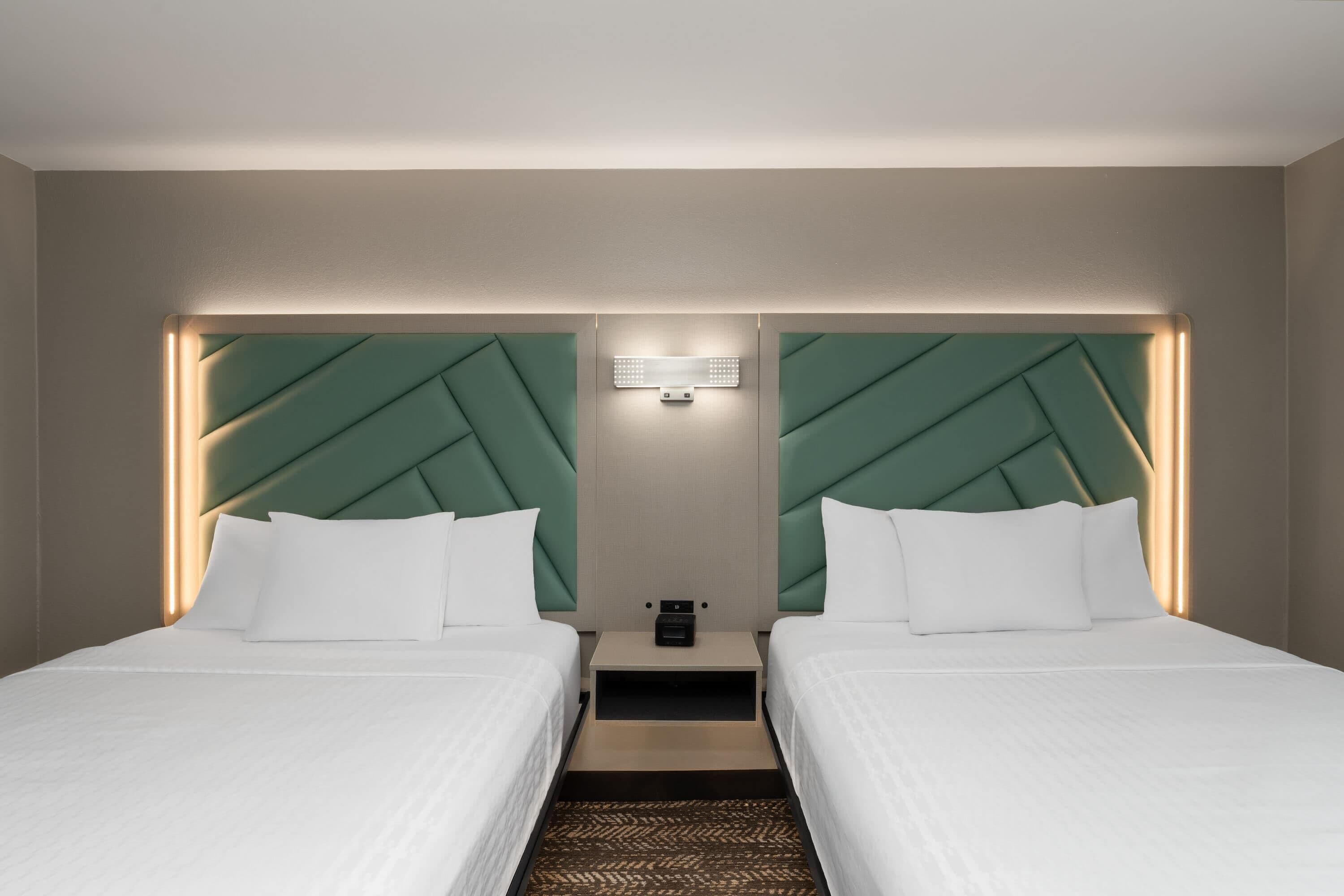 Room, 2 Queen Beds, Non Smoking