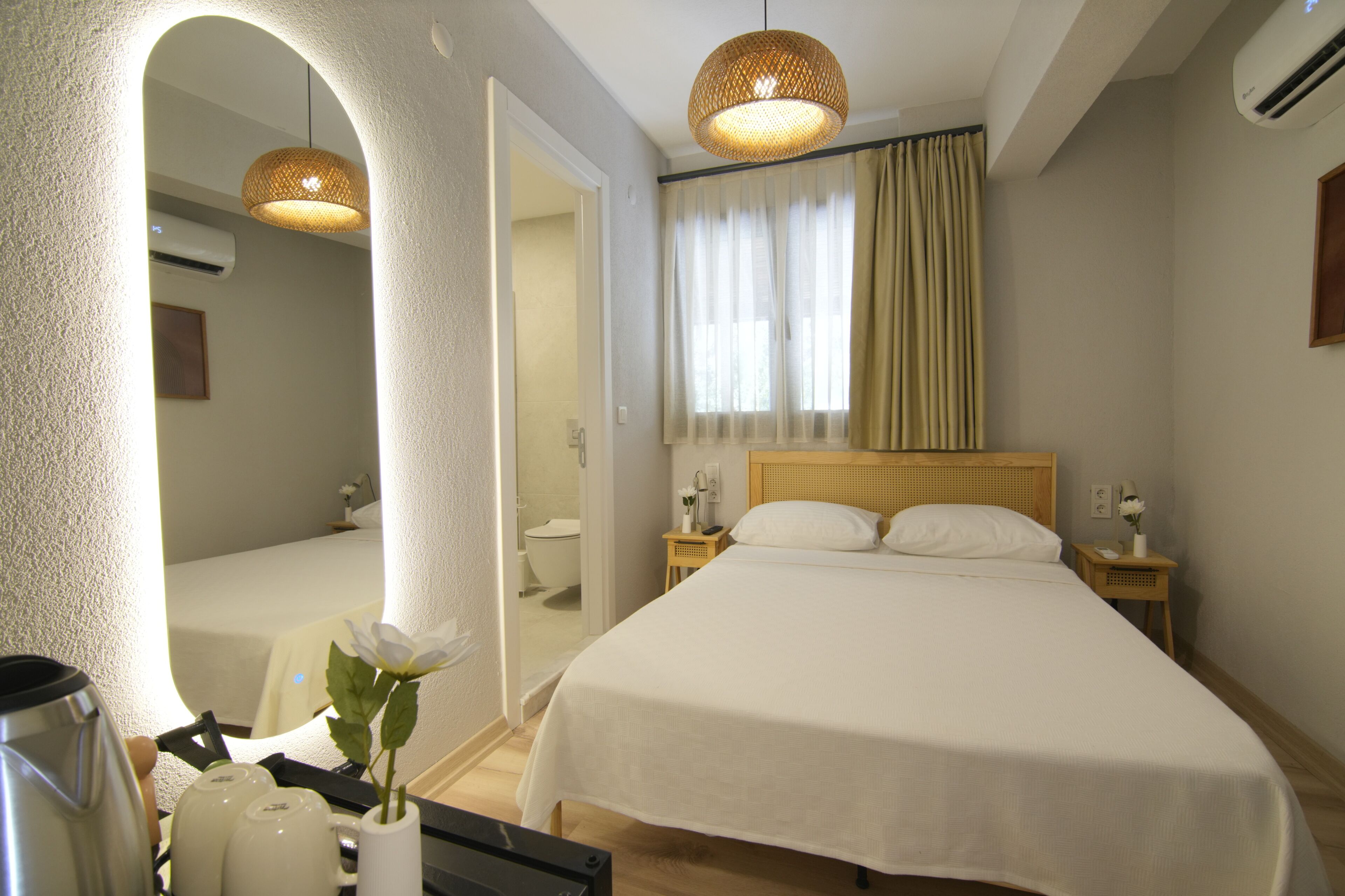 Classic-Doppelzimmer, Terrasse, Gartenblick | Kostenloses WLAN