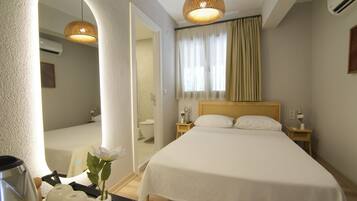 Classic-Doppelzimmer, Terrasse, Gartenblick | Kostenloses WLAN