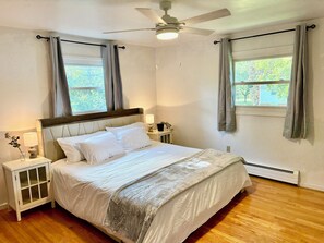 4 chambres, fer et planche à repasser, accès au Wi-Fi (inclus)