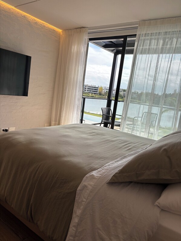 1 bedroom, iron/ironing board, Internet, bed sheets - Exceptional one-bedroom apartment (the lake at your feet). Ideal for resting! (Ciudad de la Costa)