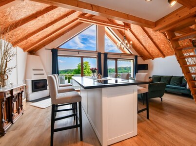 Plivanje u zalazak sunca - Three Bedroom House