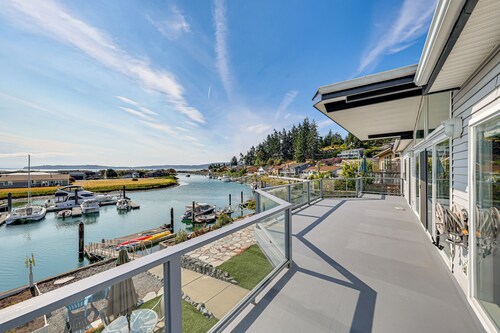 Waterfront Home w/ Dock, Hot Tub, Fire Pit
