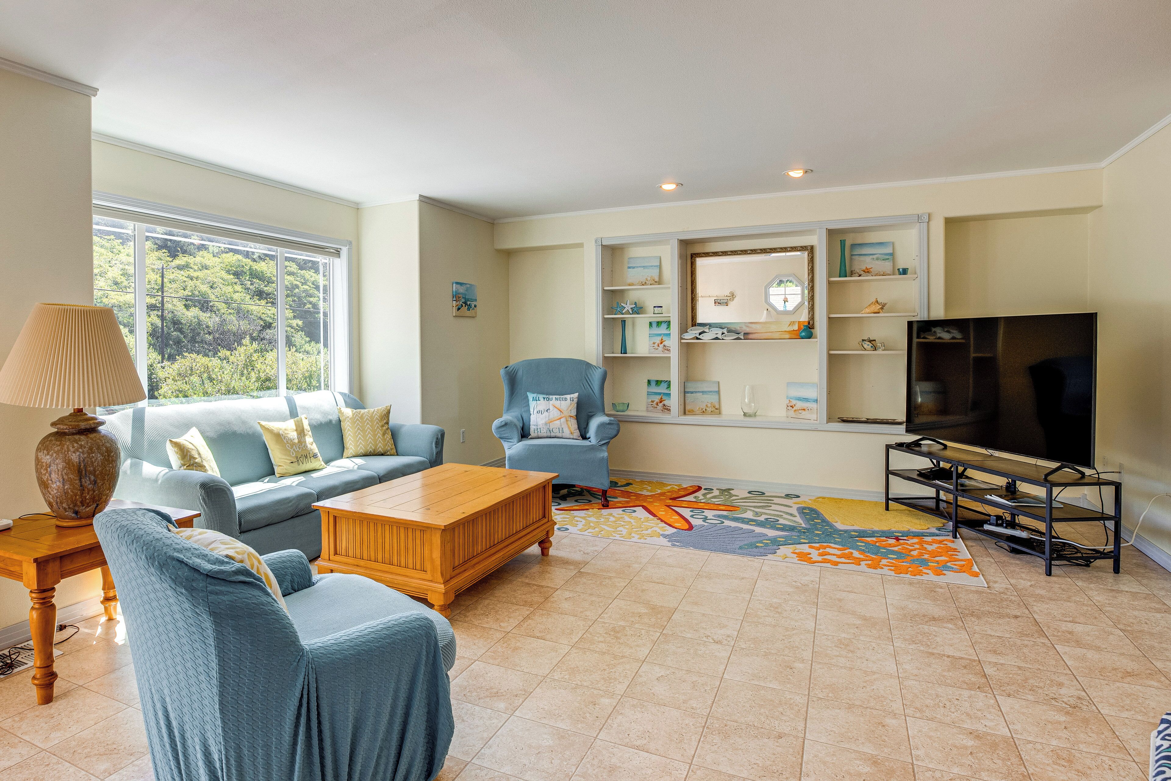 Rockaway Beach Vacation Rental | 4BR | 3.5BA | 2,500 Sq Ft | Stairs Required
