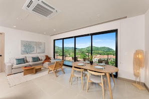 TV - 2BR Ocean View + Beach Club in Playas del Coco | Naumi N534 (Coco)