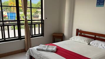 1 bedroom, internet, bed sheets