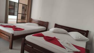 1 chambre, accĂšs Internet, draps fournis