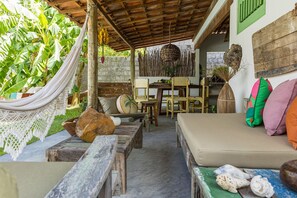 Nhà gỗ cơ bản | Khu ẩm thực ngoài trời