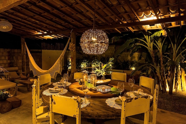 Chalet | Restaurante al aire libre