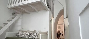 Cozy apartment in the historic center overlooking the main square.