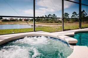 Baignoire à remous extérieure