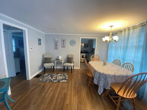 Dining - Willows Cottage West (DENNIS PORT)