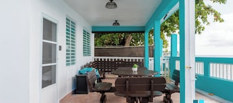 Villa Direct Beach Access Joyuda Sleeps 12
