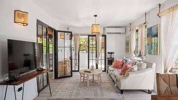 Televisión y oficina