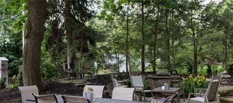 Downtown State College! Carriage House at Woodruff Highlands House