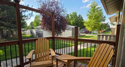 Welcoming 3-bedroom condo with AC in Billings