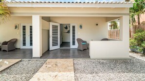 Unclassified image, 3 of 37, button - All Seasons by Boutique Bonaire Unique Resorts (Kralendijk)