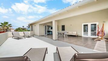 Penthouse Deluxe | Terrasse/Patio