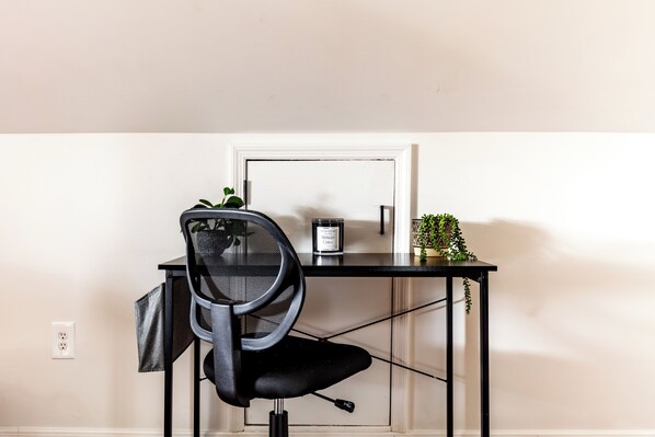 Egyptian cotton sheets, premium bedding, memory-foam beds, free minibar