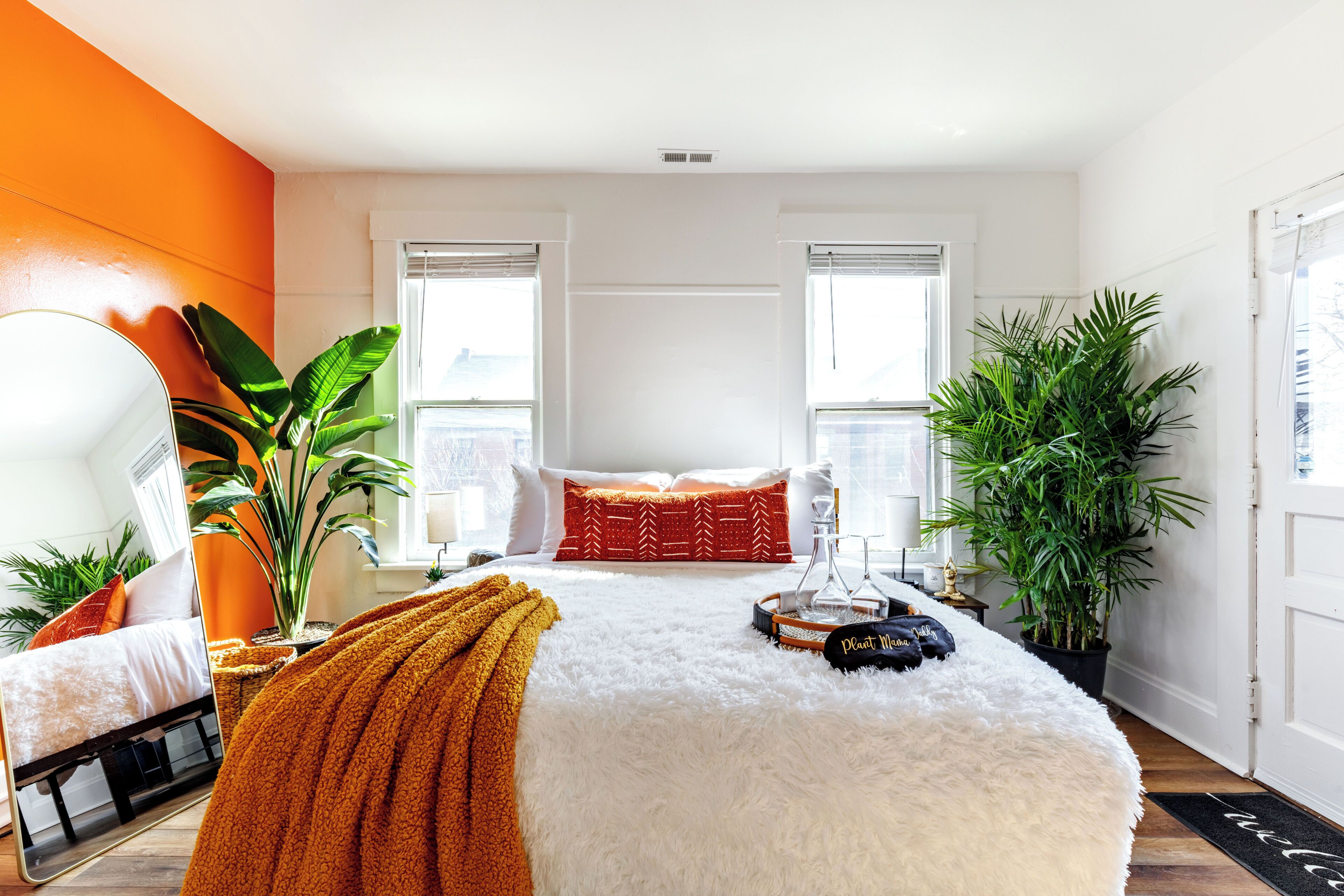 Egyptian cotton sheets, premium bedding, memory-foam beds, free minibar