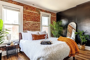Room - Jungle House Historic Lofts – German Village (Columbus)